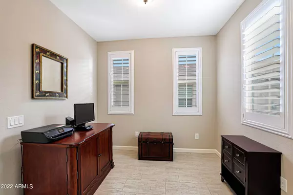 20786 W MEADOWBROOK Avenue, Buckeye, AZ 85396