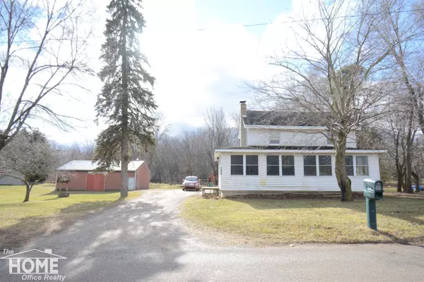 308 E Florence, Bancroft, MI 48414