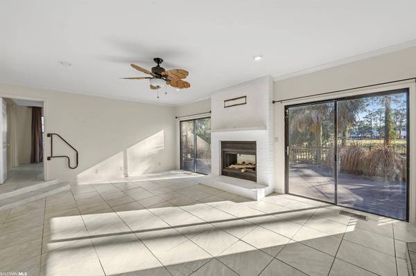 425 Wedgewood Drive, Gulf Shores, AL 36542