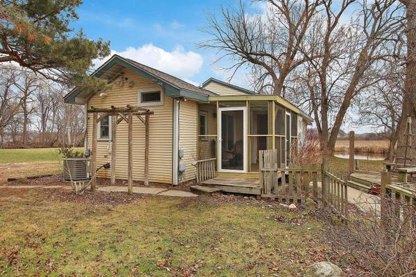 34983 N Hickory CT, Ingleside, IL 60041