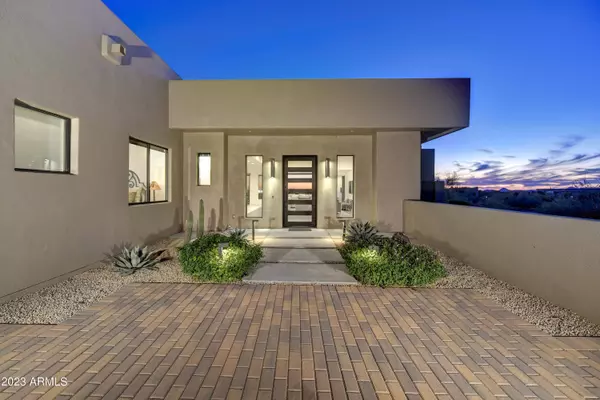 10389 E CELESTIAL Drive, Scottsdale, AZ 85262