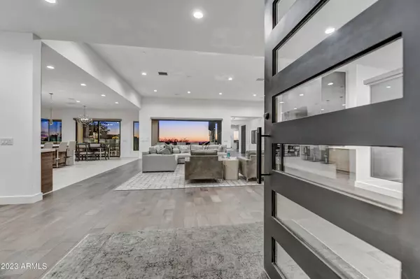 10389 E CELESTIAL Drive, Scottsdale, AZ 85262