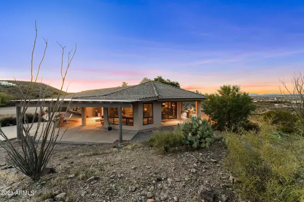 225 E VIA TORTUGA Drive, Wickenburg, AZ 85390