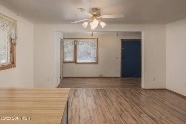 624 N Pine ST, Anchorage, AK 99508