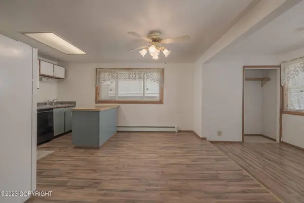 624 N Pine ST, Anchorage, AK 99508