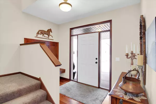 11285 Ivywood TRL, Woodbury, MN 55129