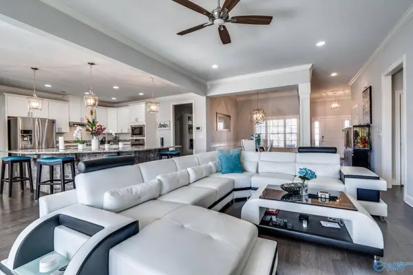 240 Narrow Creek Drive, Harvest, AL 35749