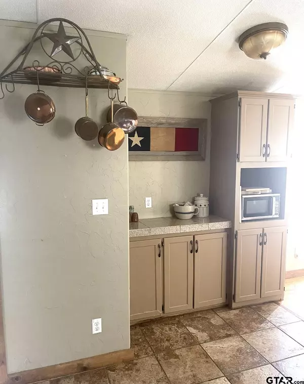 16700 CR 4256, Henderson, TX 75654