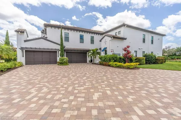 16358 CORSICA WAY #6-102, Naples, FL 34110