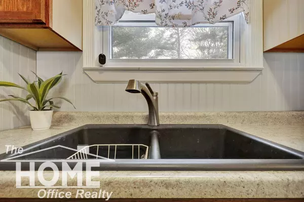 2103 Jefferson St., Holt, MI 48842