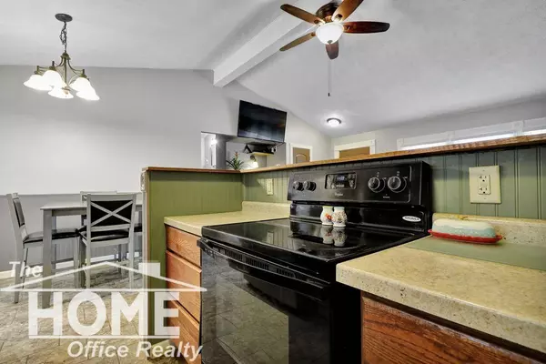 2103 Jefferson St., Holt, MI 48842