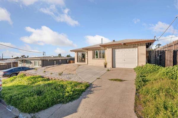 5934 Dwight ST, San Diego, CA 92105