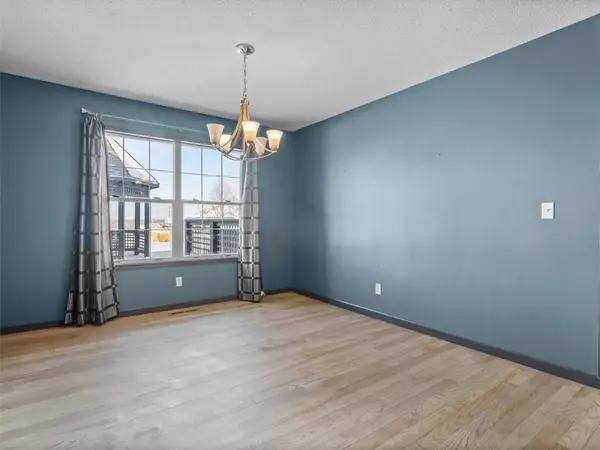 2906 Q Avenue NW, Cedar Rapids, IA 52405