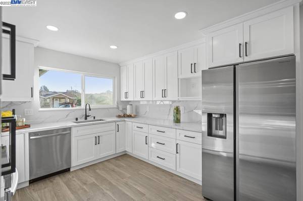 226 Teddy Dr, Union City, CA 94587