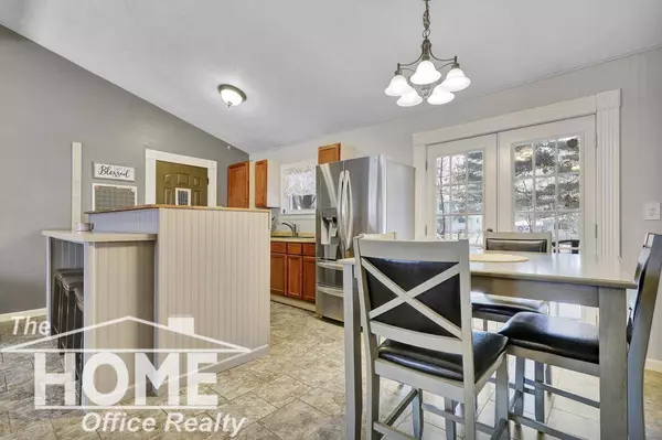 2103 Jefferson St., Holt, MI 48842