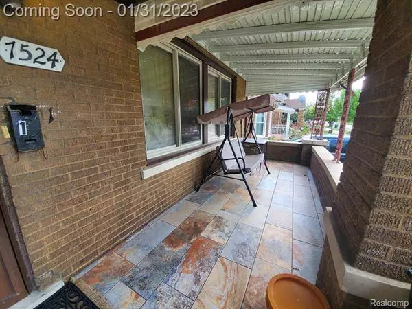7524 HARTWELL Street, Dearborn, MI 48126