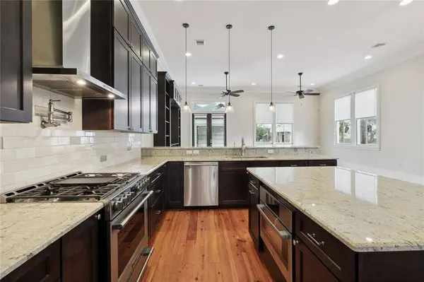 2396 ST THOMAS ST, New Orleans, LA 70130