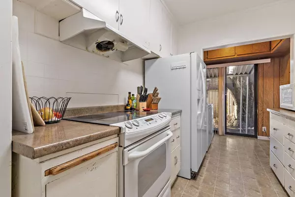 3406 C ST, Sacramento, CA 95816