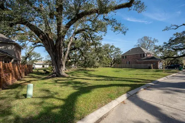 BOURGEOIS CT, Harahan, LA 70123