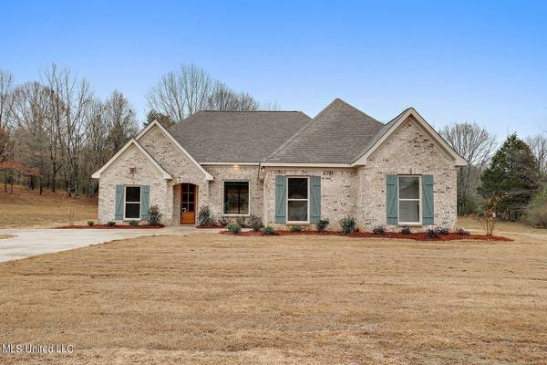 352 Driftwood Lane, Florence, MS 39073