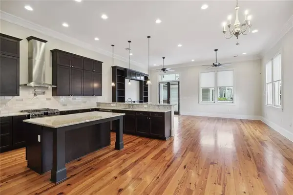 2396 ST THOMAS ST, New Orleans, LA 70130