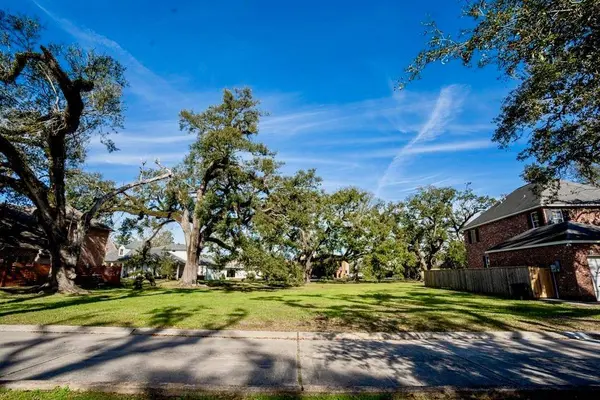 BOURGEOIS CT, Harahan, LA 70123