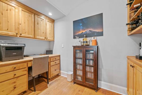 19449 Golden Meadow LOOP, Bend, OR 97702