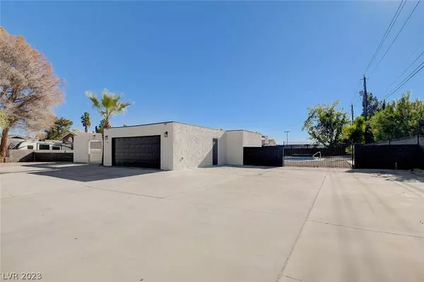 5565 Obannon Drive, Las Vegas, NV 89146
