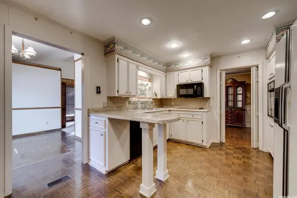 Little Rock, AR 72205