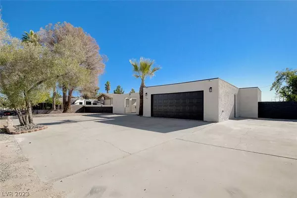 5565 Obannon Drive, Las Vegas, NV 89146