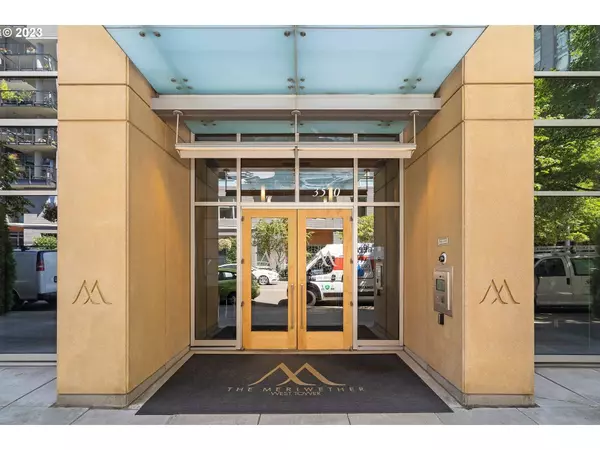 3570 S RIVER PKWY #1211, Portland, OR 97239