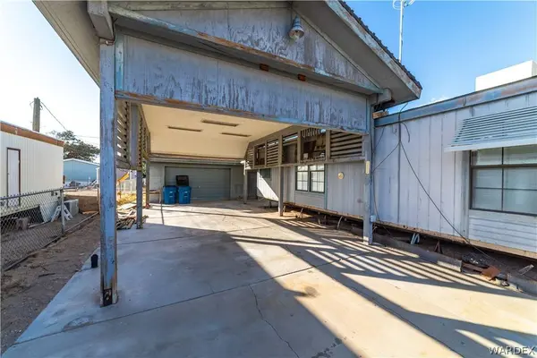 1042 Rosebud DR, Bullhead, AZ 86442