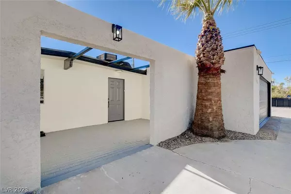 5565 Obannon Drive, Las Vegas, NV 89146