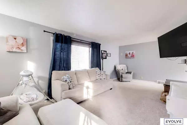 406 Robinson Avenue, Bellevue, NE 68005