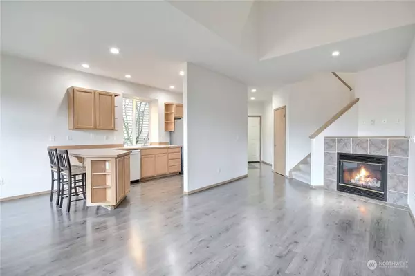 12606 64th Ave E, Puyallup, WA 98373