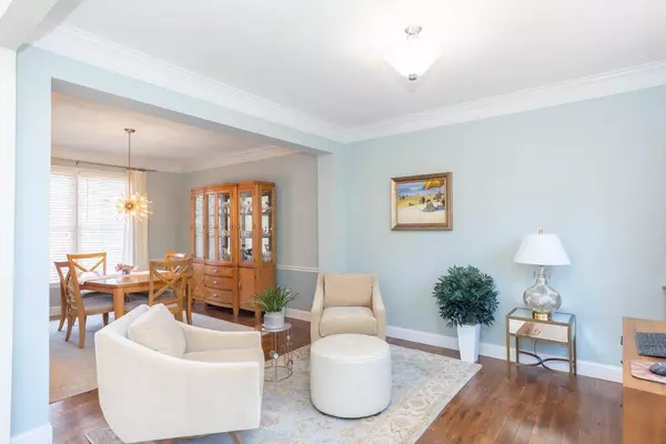 4115 Vista Point LN, Suwanee, GA 30024