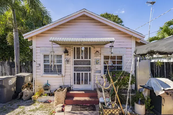 153 Neva DR, Royal Palm Estates, FL 33415