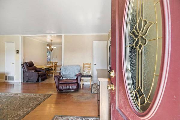 209 Grant CT, Manteca, CA 95336