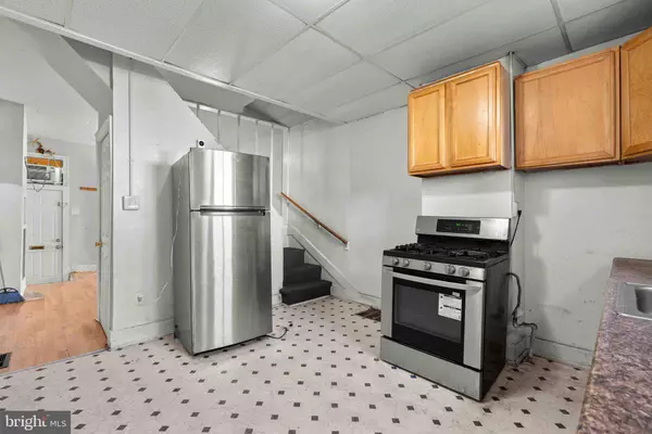 3232 LEVERTON AVE, Baltimore, MD 21224