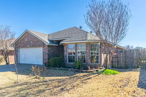 6961 Ranch Hill Drive, Flint, TX 75762