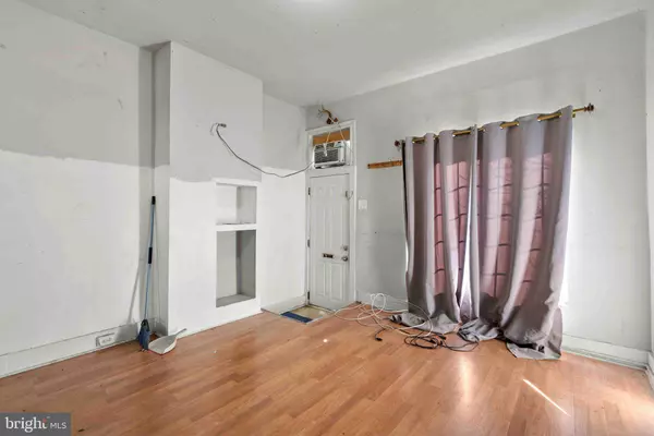 3232 LEVERTON AVE, Baltimore, MD 21224