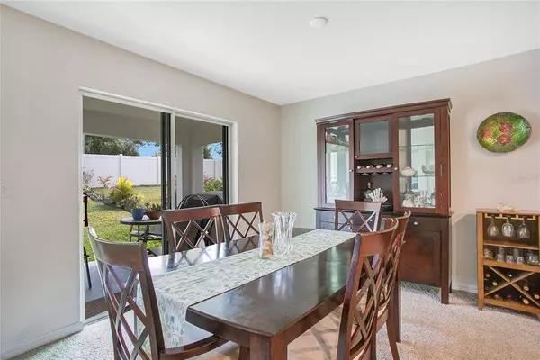 7760 BROAD POINT DR, Zephyrhills, FL 33540