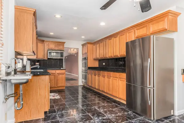 2701 W 79th Street, Chicago, IL 60652