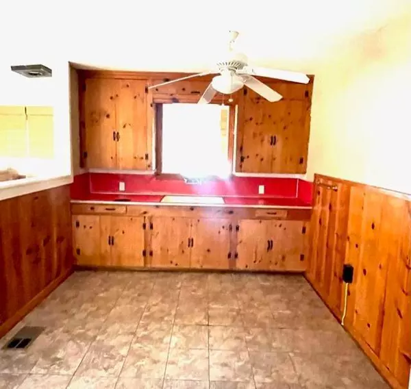 15843 County Road 4260 D, New Summerfield, TX 75654