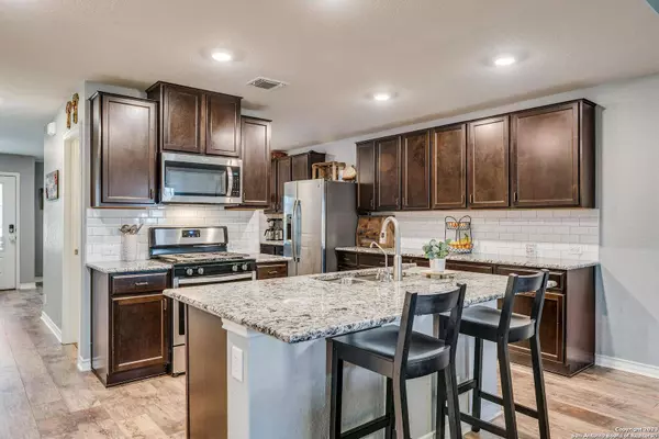 209 Gravel Gray, Cibolo, TX 78108