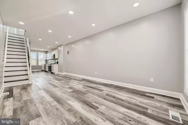 2221 PRENTISS PL, Baltimore, MD 21205