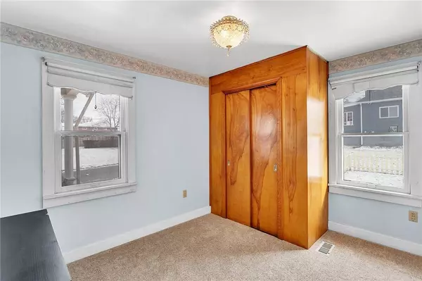 1309 Lengel Ave, Natrona Heights, PA 15065