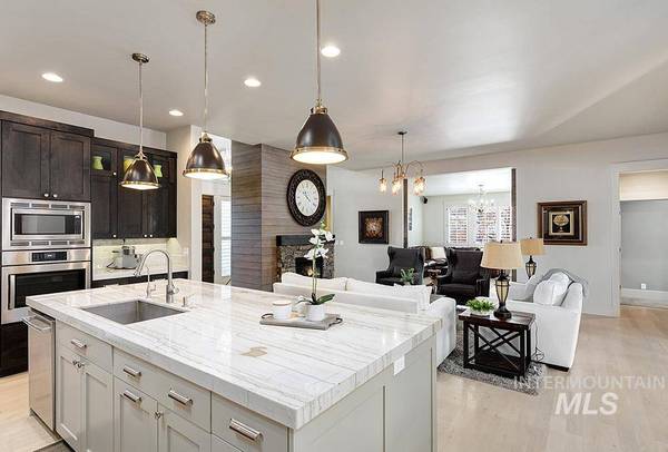 2961 S Brandenberg Ave, Eagle, ID 83616