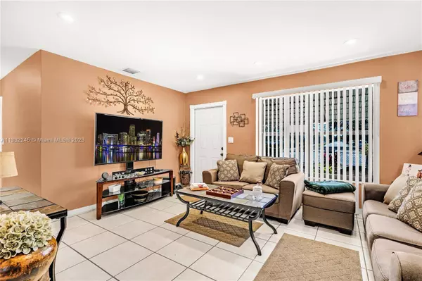 1331 NE 208th Ter, Miami, FL 33179