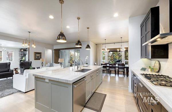 2961 S Brandenberg Ave, Eagle, ID 83616